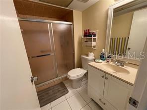 Listing photo id 11 for 1845 Highland Avenue 11-8