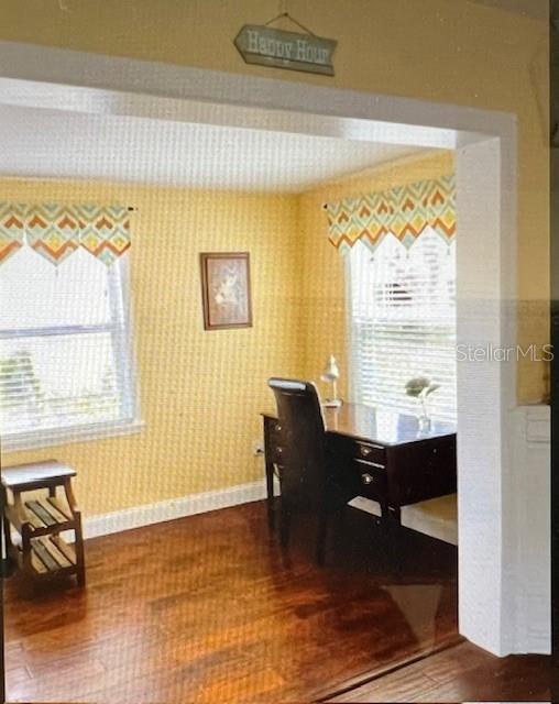 Image 5 of 17 For 425 Highland Court