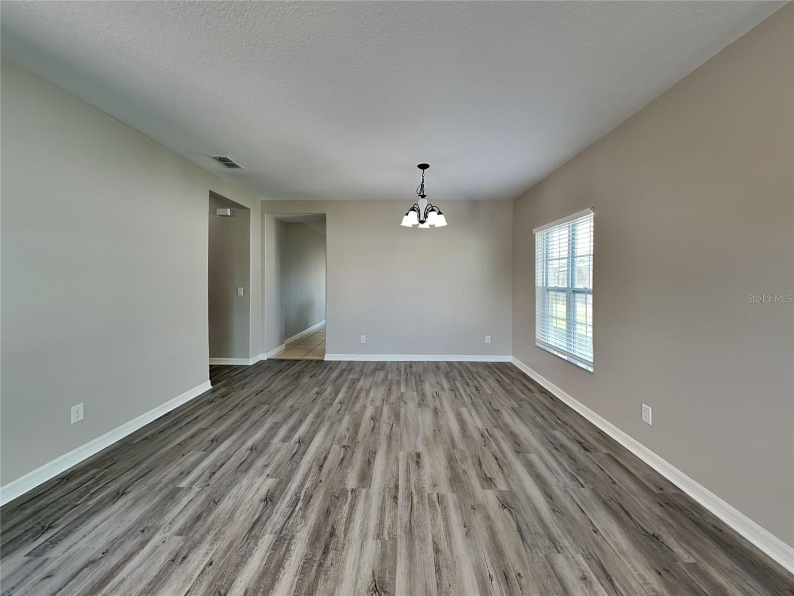 Image 16 of 18 For 3720 Briarwood Estates Circle