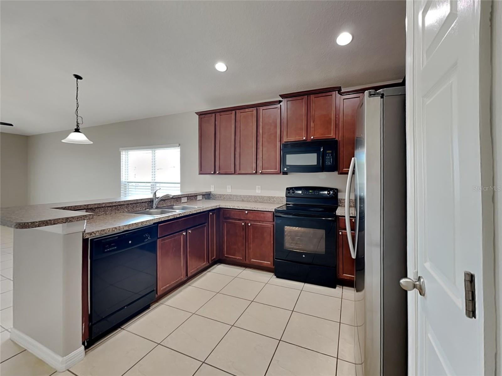 Image 4 of 18 For 3720 Briarwood Estates Circle