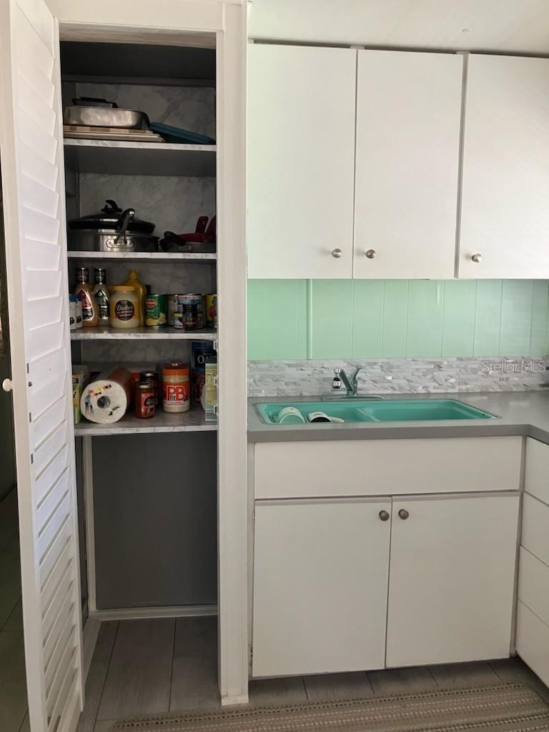 Image 13 of 25 For 12674 Seminole Boulevard S31