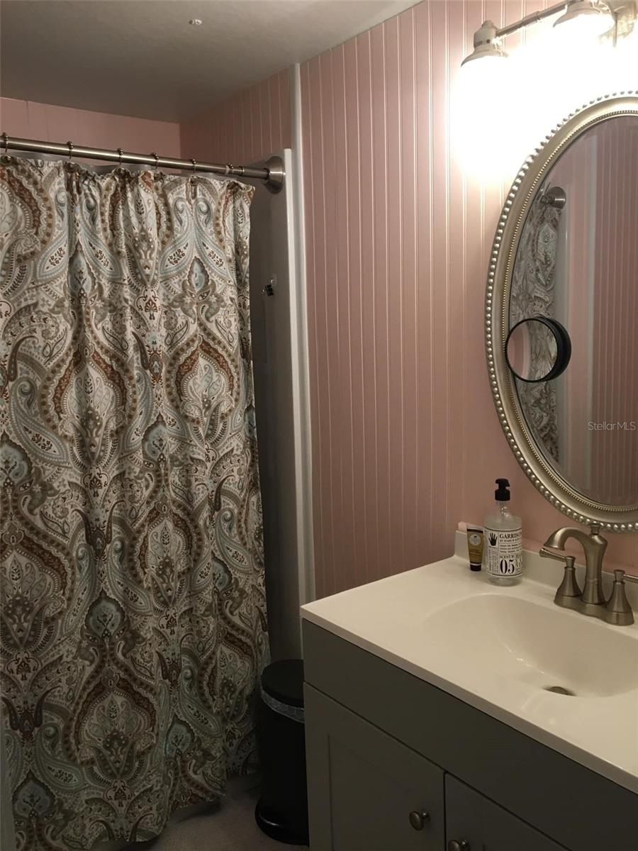Image 15 of 25 For 12674 Seminole Boulevard S31