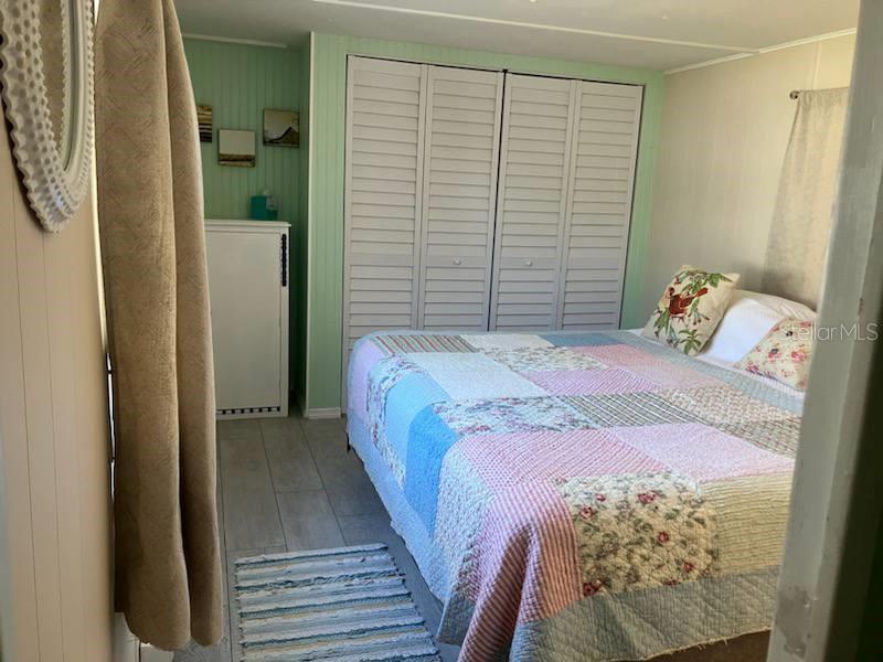 Image 18 of 25 For 12674 Seminole Boulevard S31