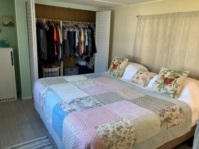 Image 19 of 25 For 12674 Seminole Boulevard S31
