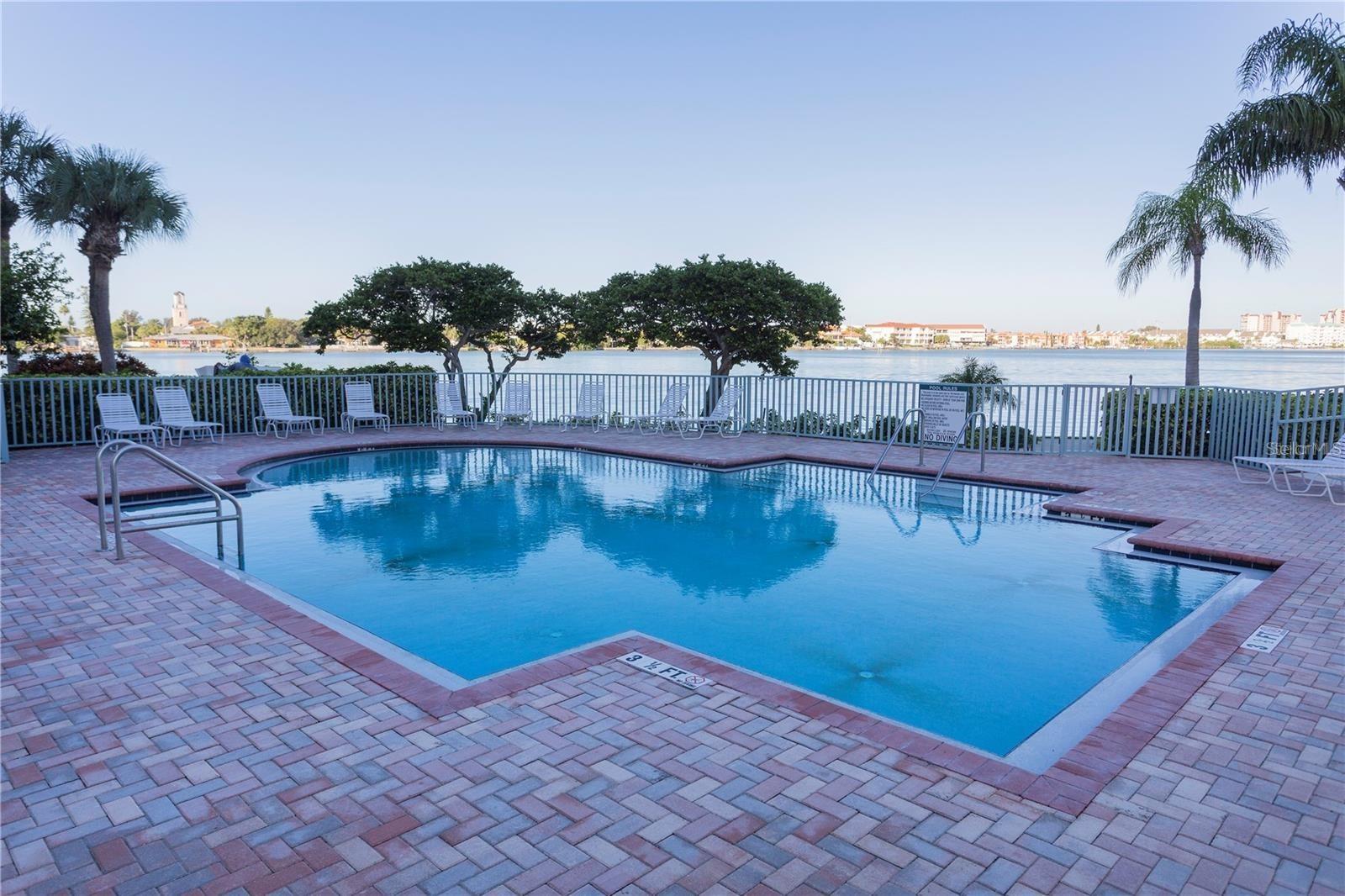 Listing photo id 28 for 7974 Sailboat Key Boulevard S 204