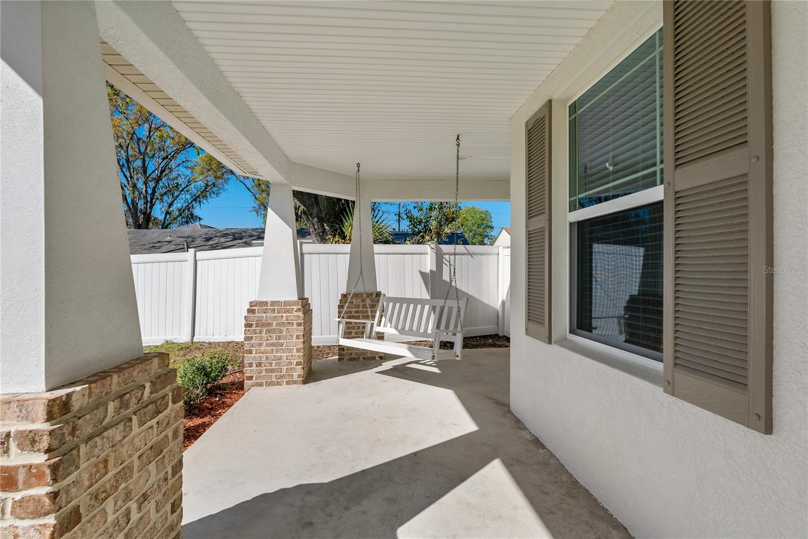 Listing photo id 1 for 1225 Wild Daisy Drive