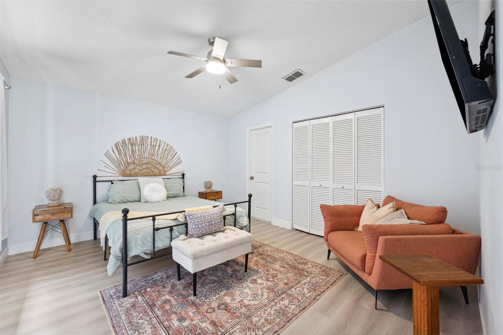 Image 18 of 36 For 311 Poinsettia Road