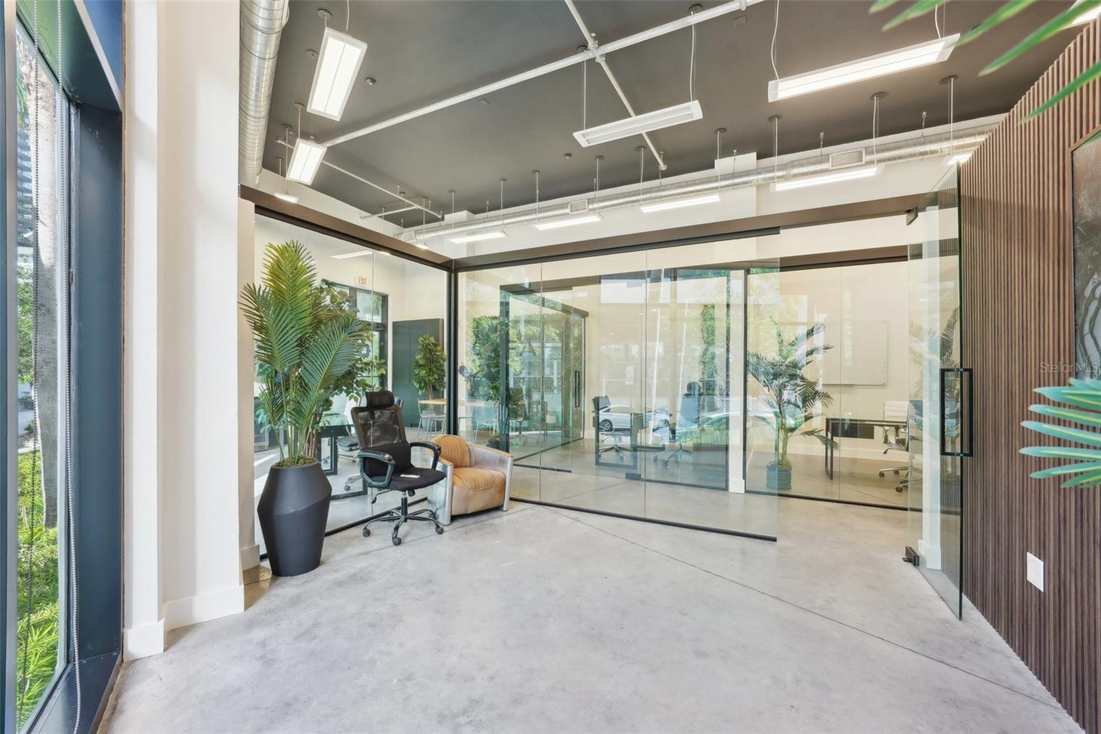 Listing photo id 22 for 401 12th Street 2