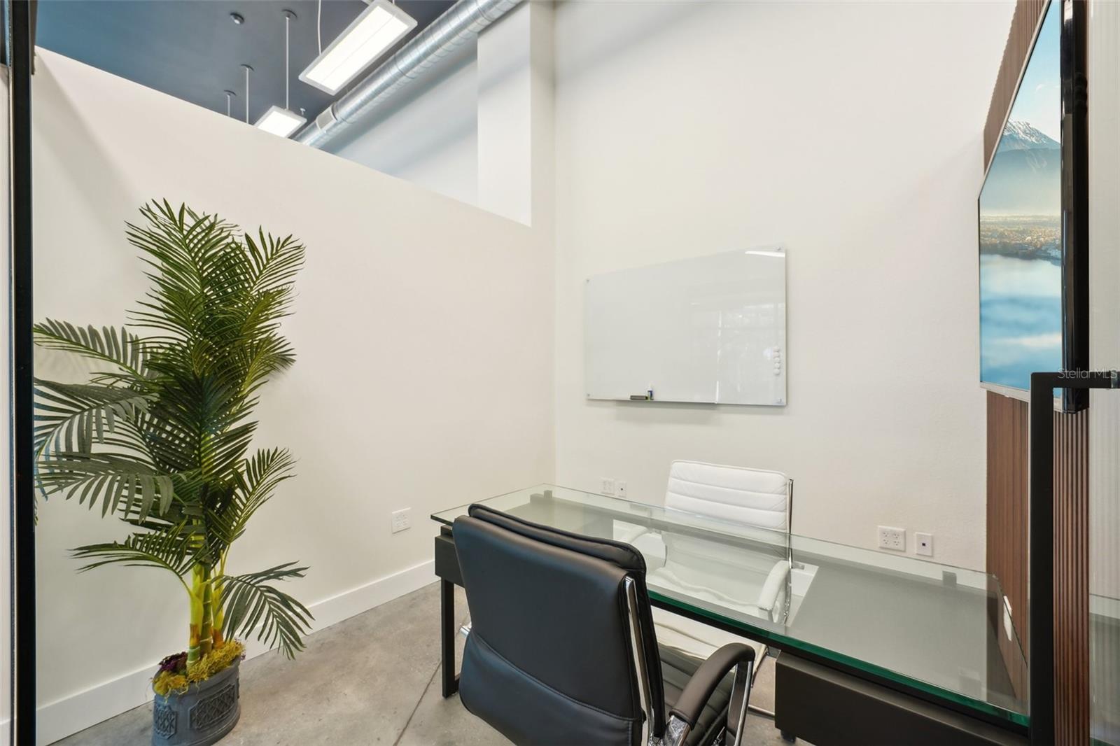 Listing photo id 27 for 401 12th Street 2