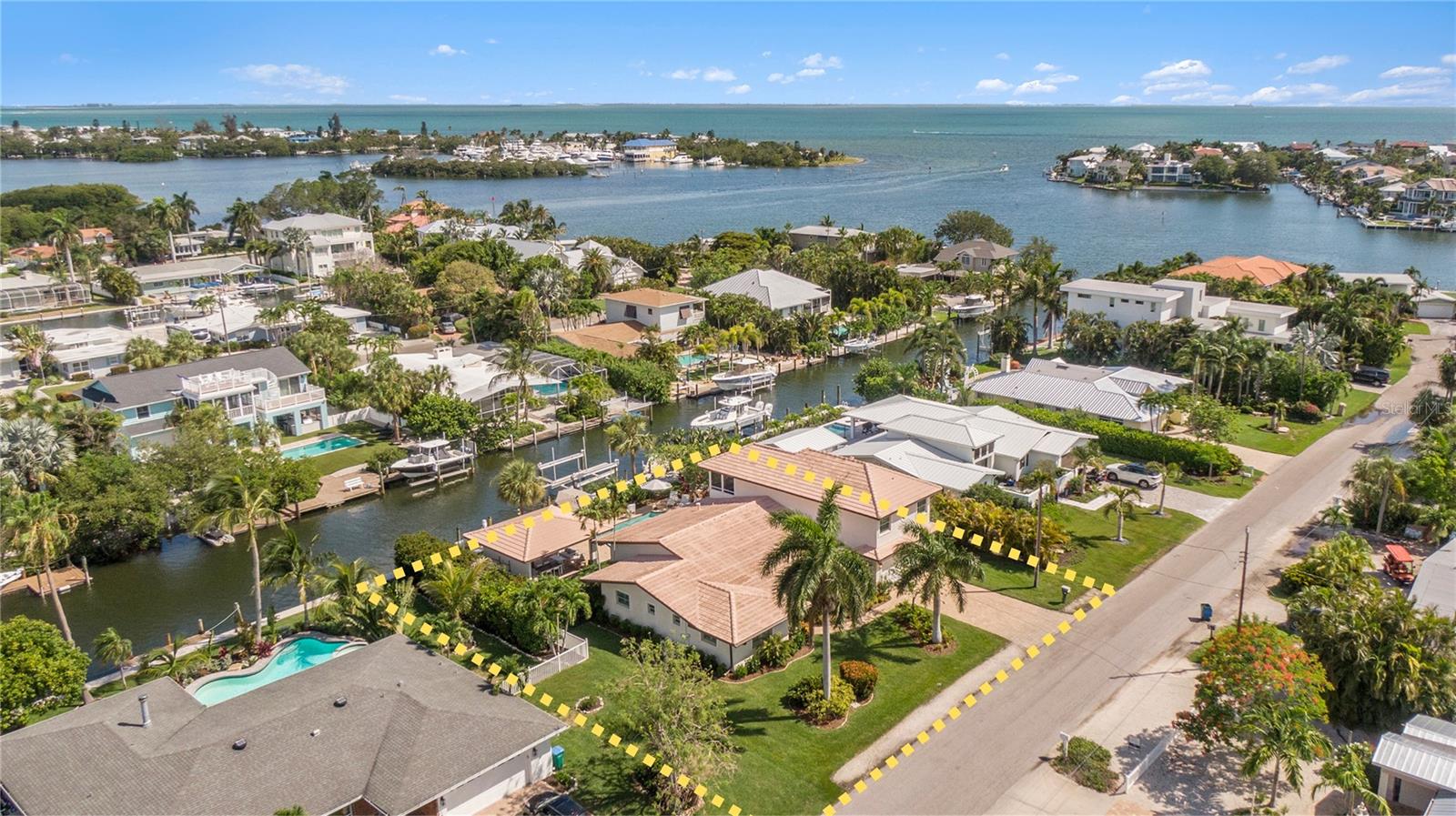 Details for 520 74th Street 1, HOLMES BEACH, FL 34217
