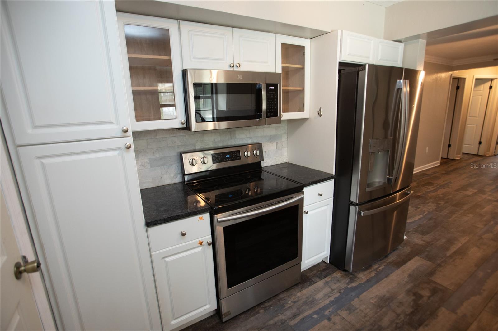 Image 12 of 52 For 25590 Olympia Road
