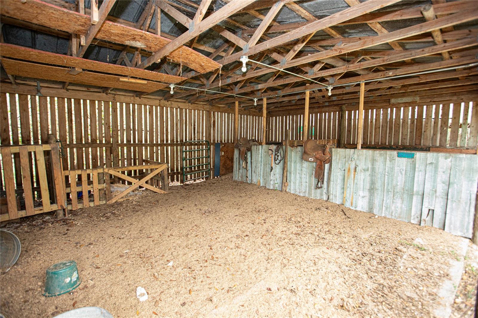 Image 42 of 52 For 25590 Olympia Road