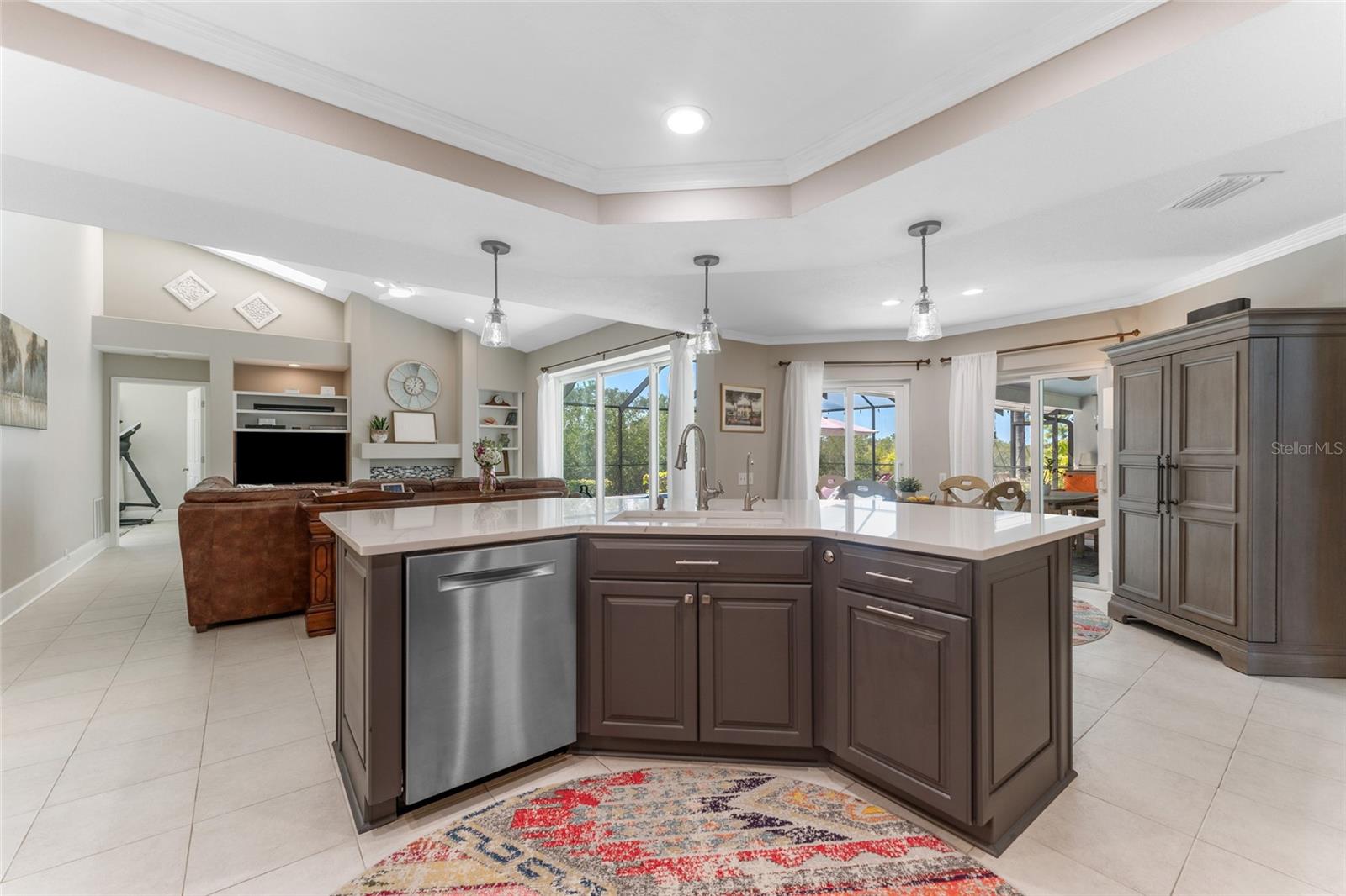 Listing photo id 17 for 10408 Double Bayou Way