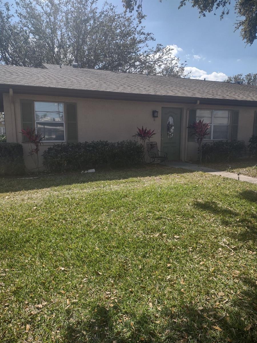Image 4 of 6 For 1904 Canterbury Lane 11