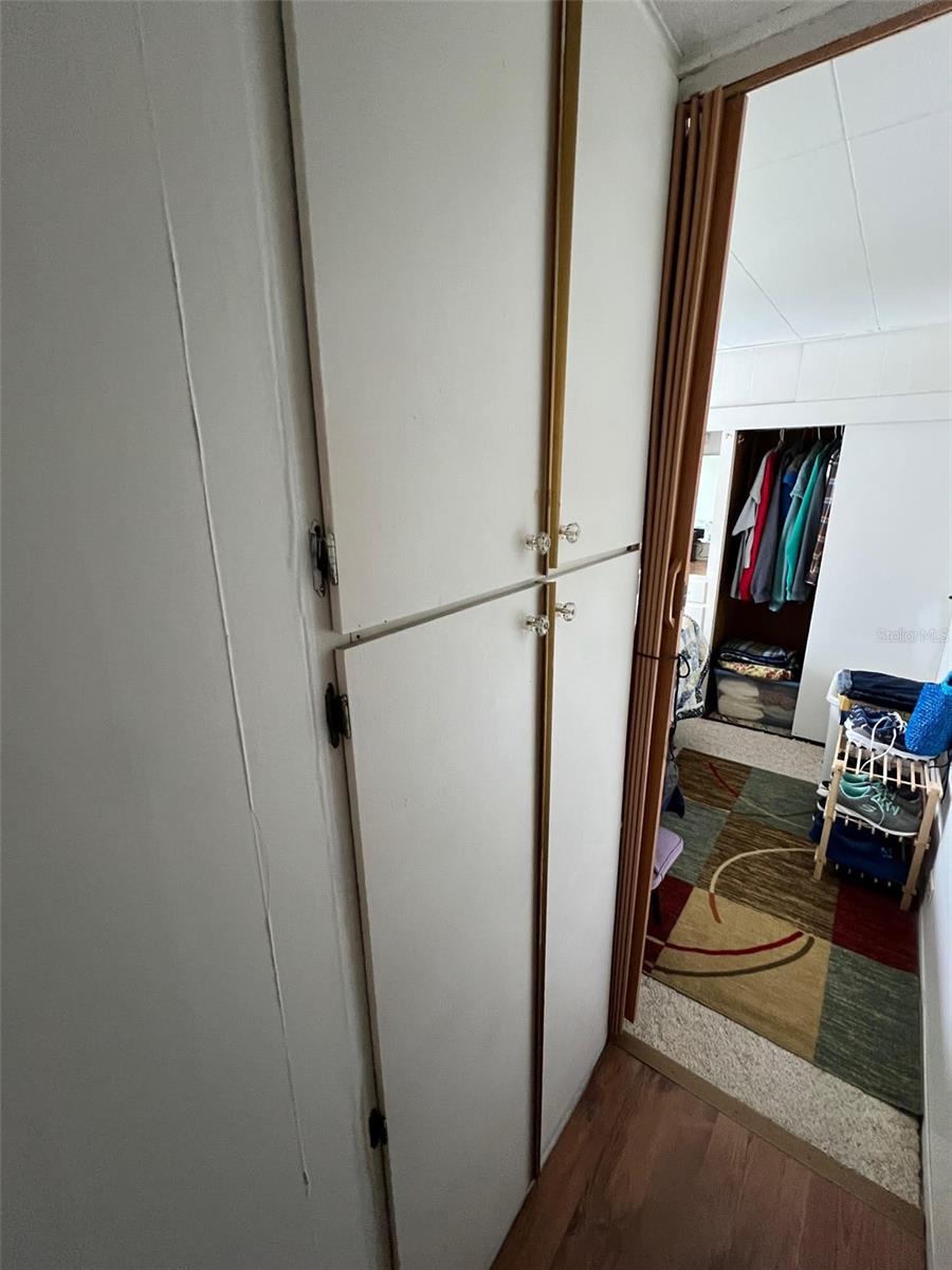 Listing photo id 10 for 12674 Seminole Boulevard C30