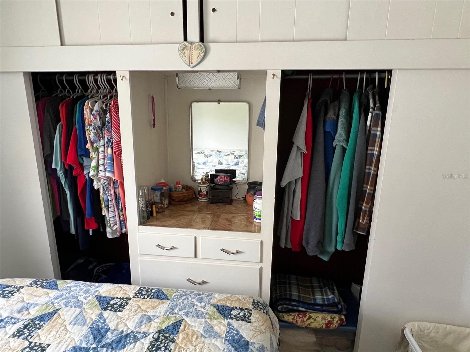Listing photo id 13 for 12674 Seminole Boulevard C30
