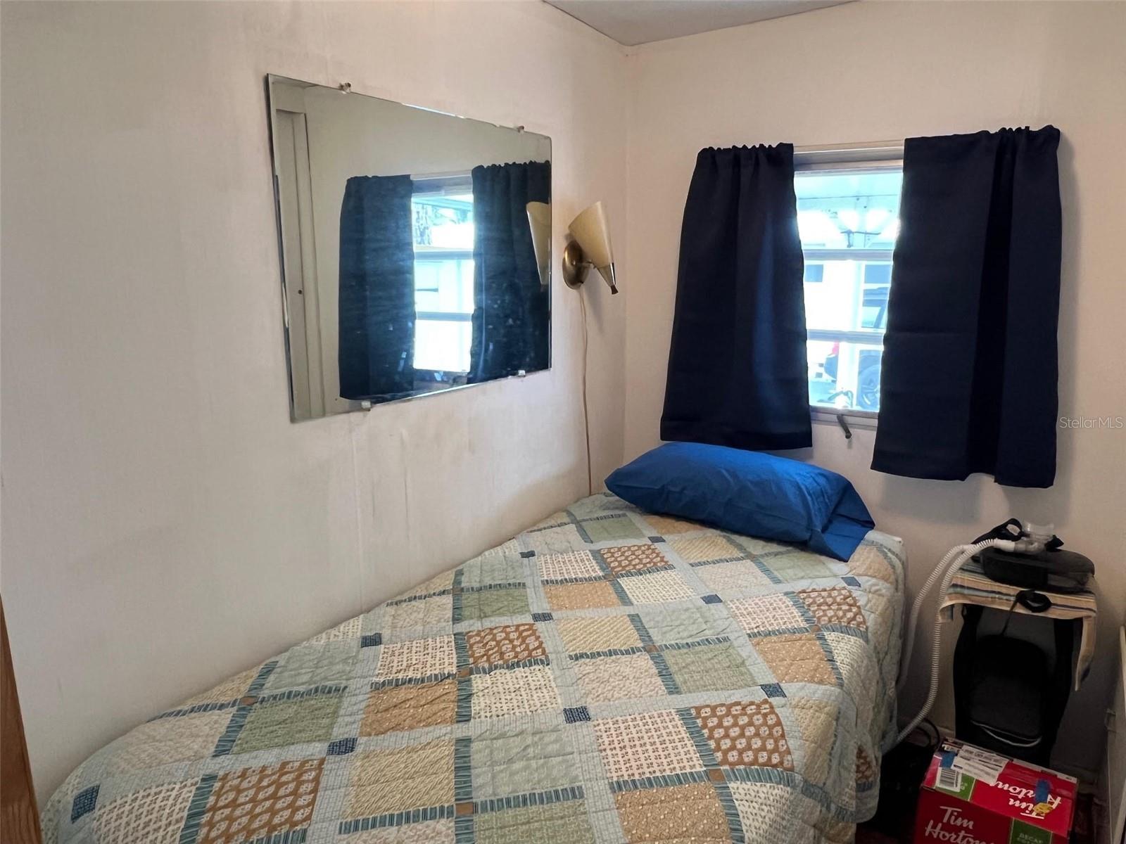 Listing photo id 5 for 12674 Seminole Boulevard C30
