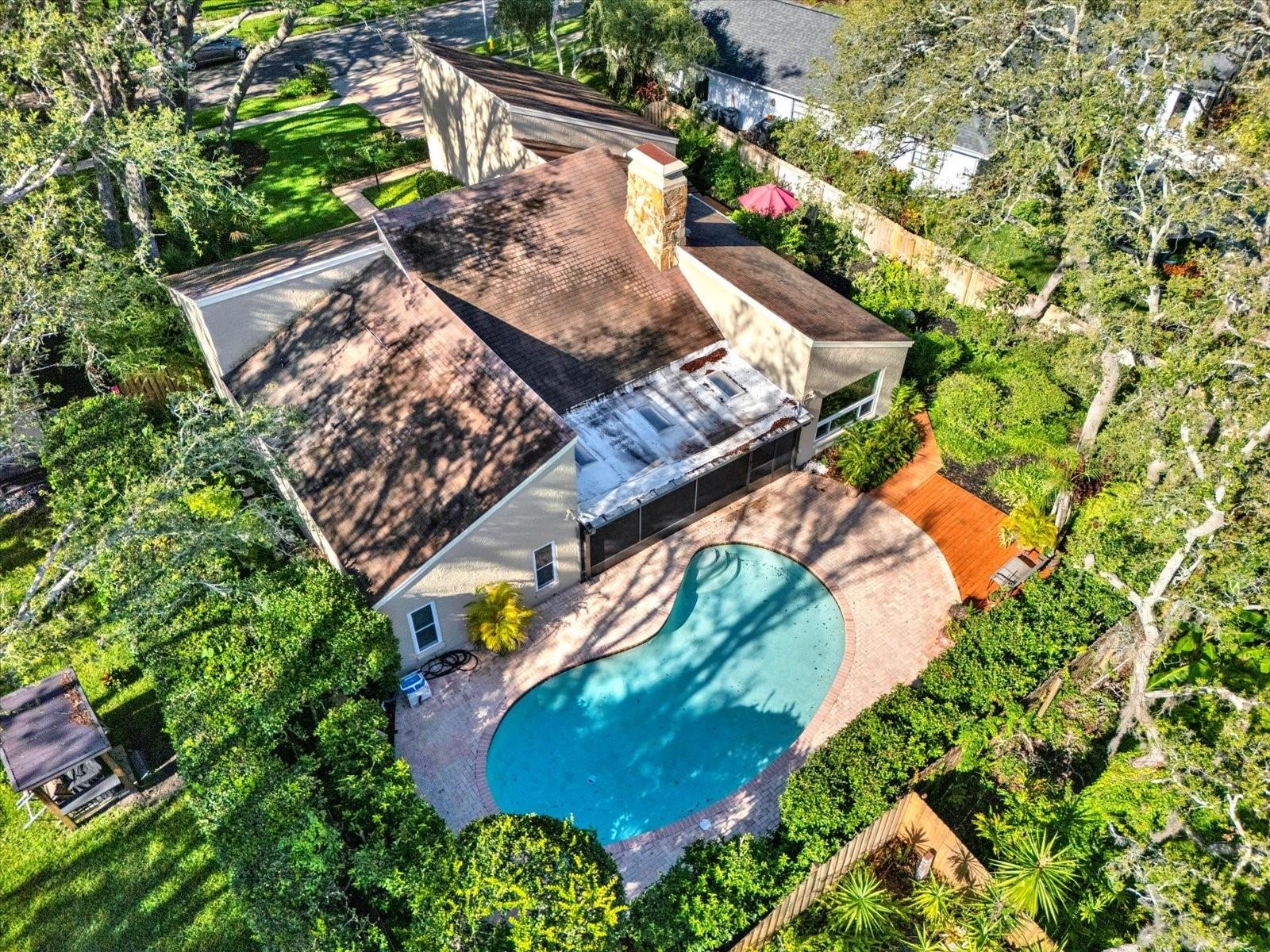 Listing photo id 30 for 11712 Palmer Drive