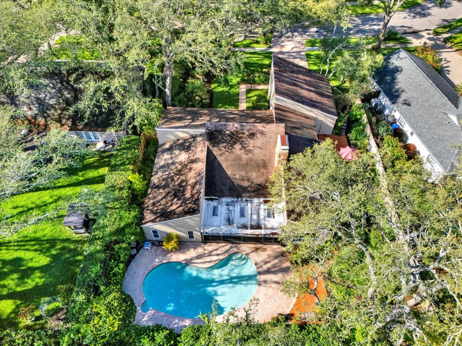 Listing photo id 31 for 11712 Palmer Drive
