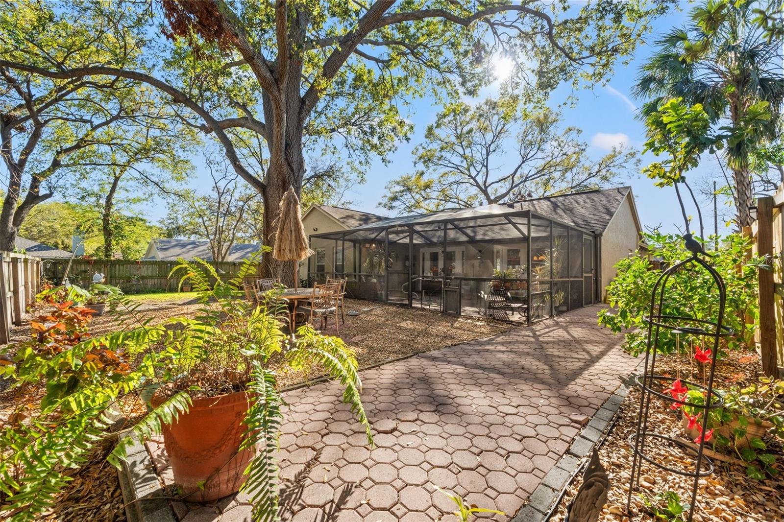 Listing photo id 24 for 7440 Mint Julep Drive