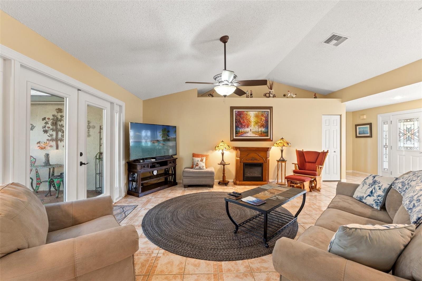 Listing photo id 4 for 7440 Mint Julep Drive