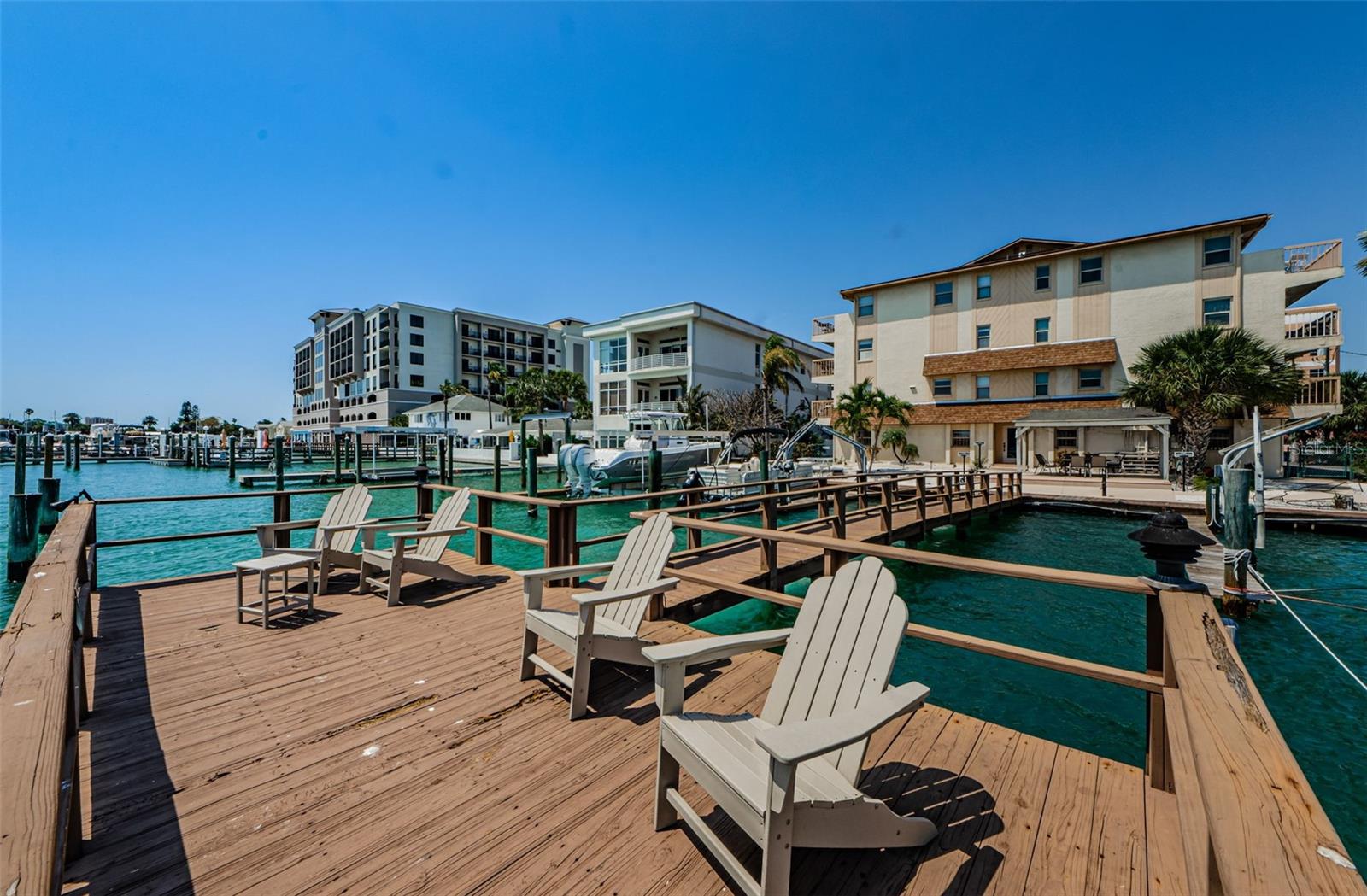 Details for 479 E Shore Dr  8, CLEARWATER, FL 33767