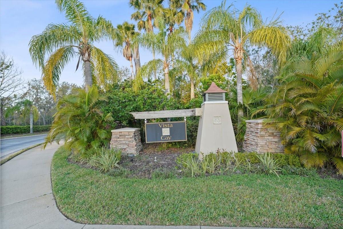 Listing photo id 33 for 952 Vista Cay Court