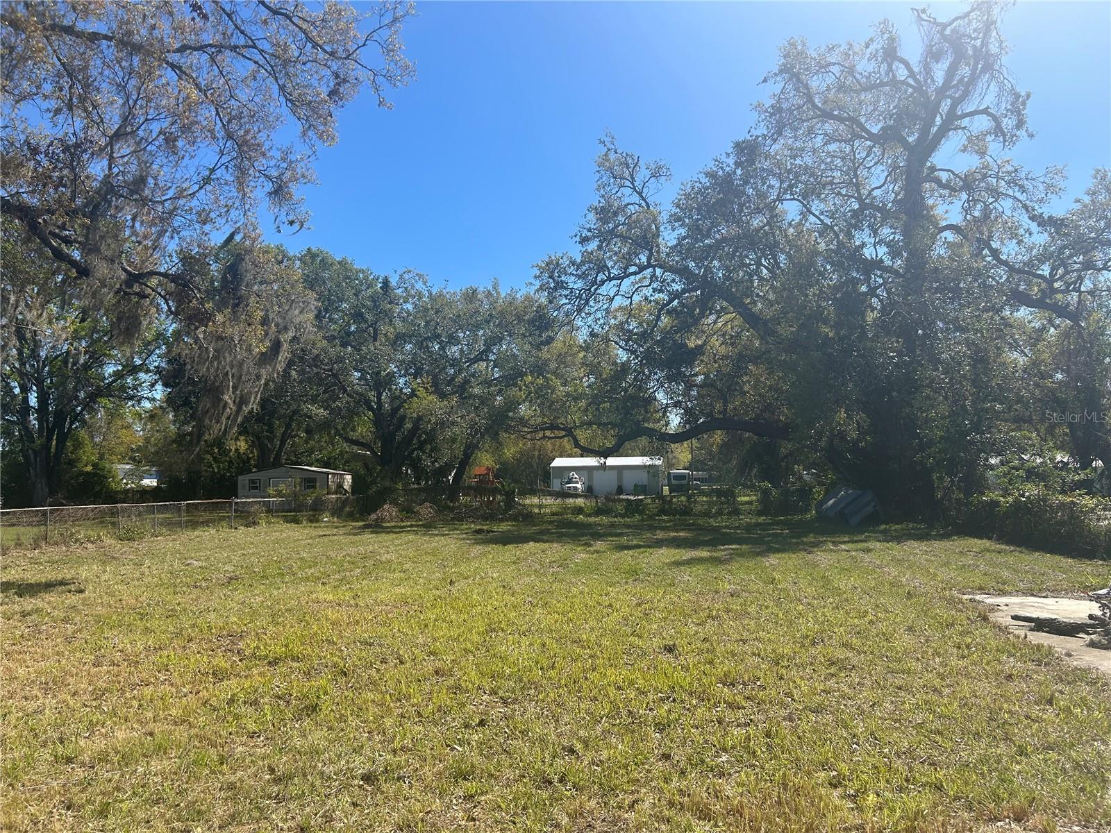 Image 4 of 7 For 7707 Gibsonton Drive