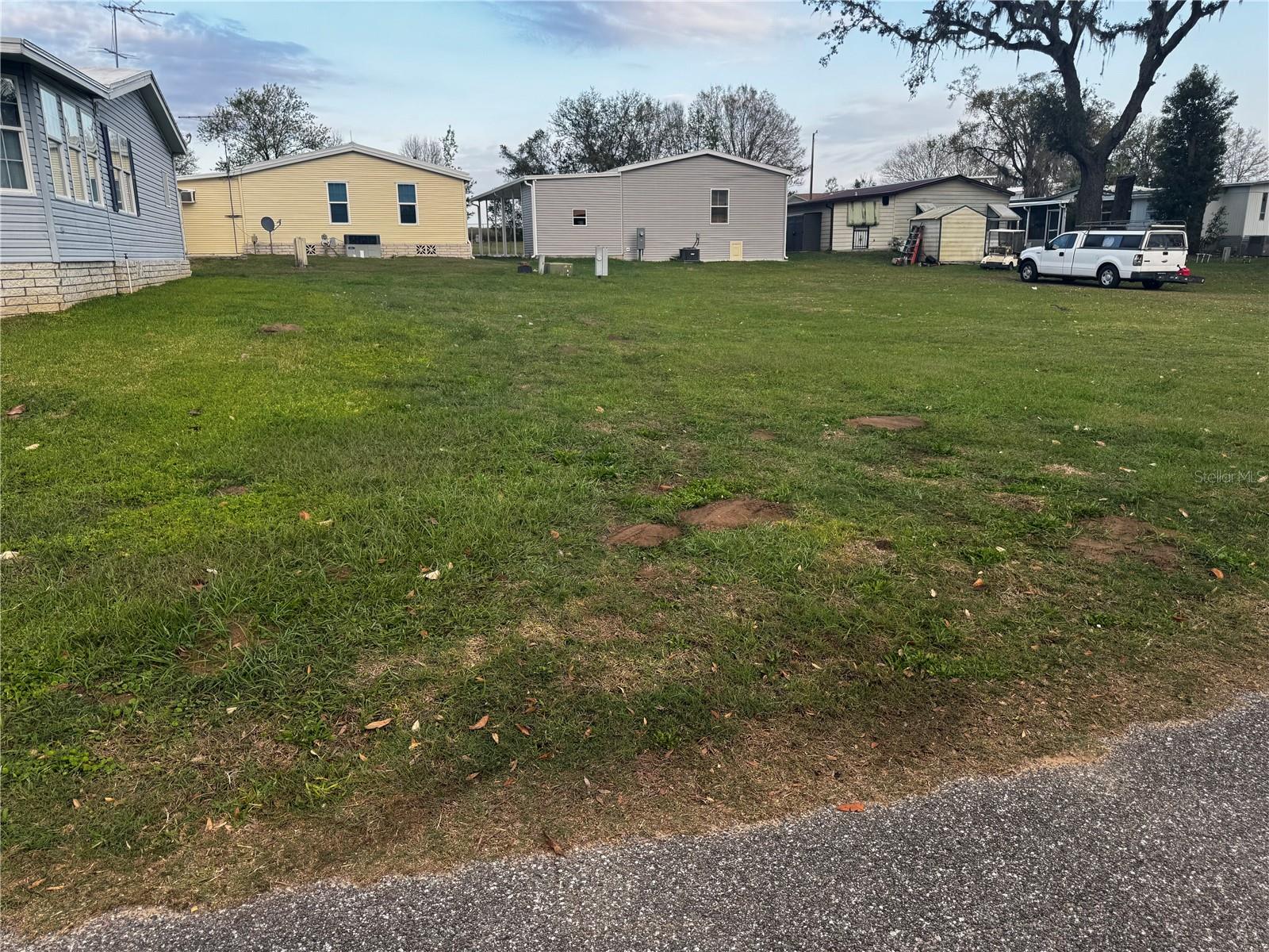 Listing photo id 0 for 10024 Wellington Avenue