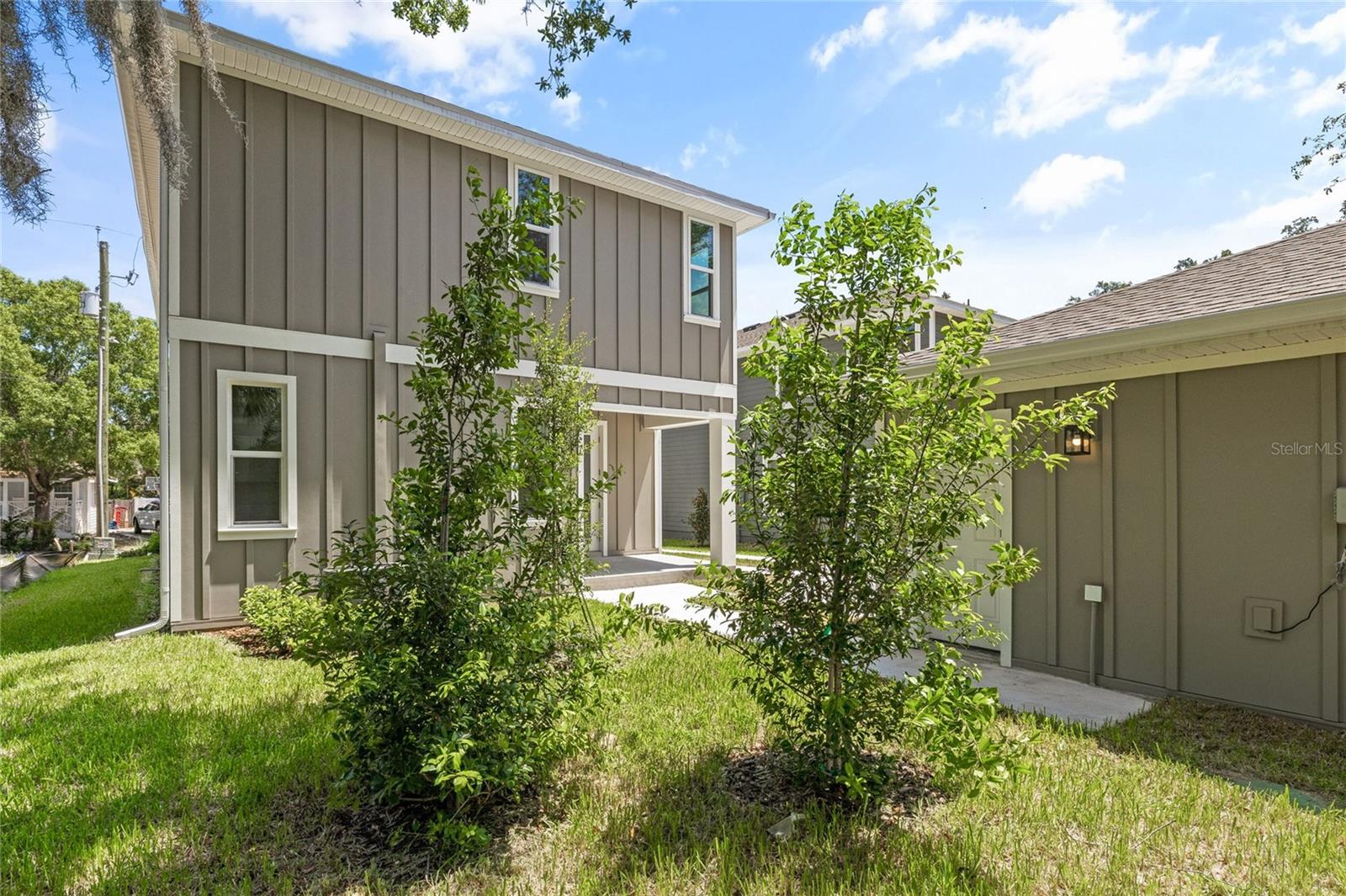 Listing photo id 34 for 410 Paris Street