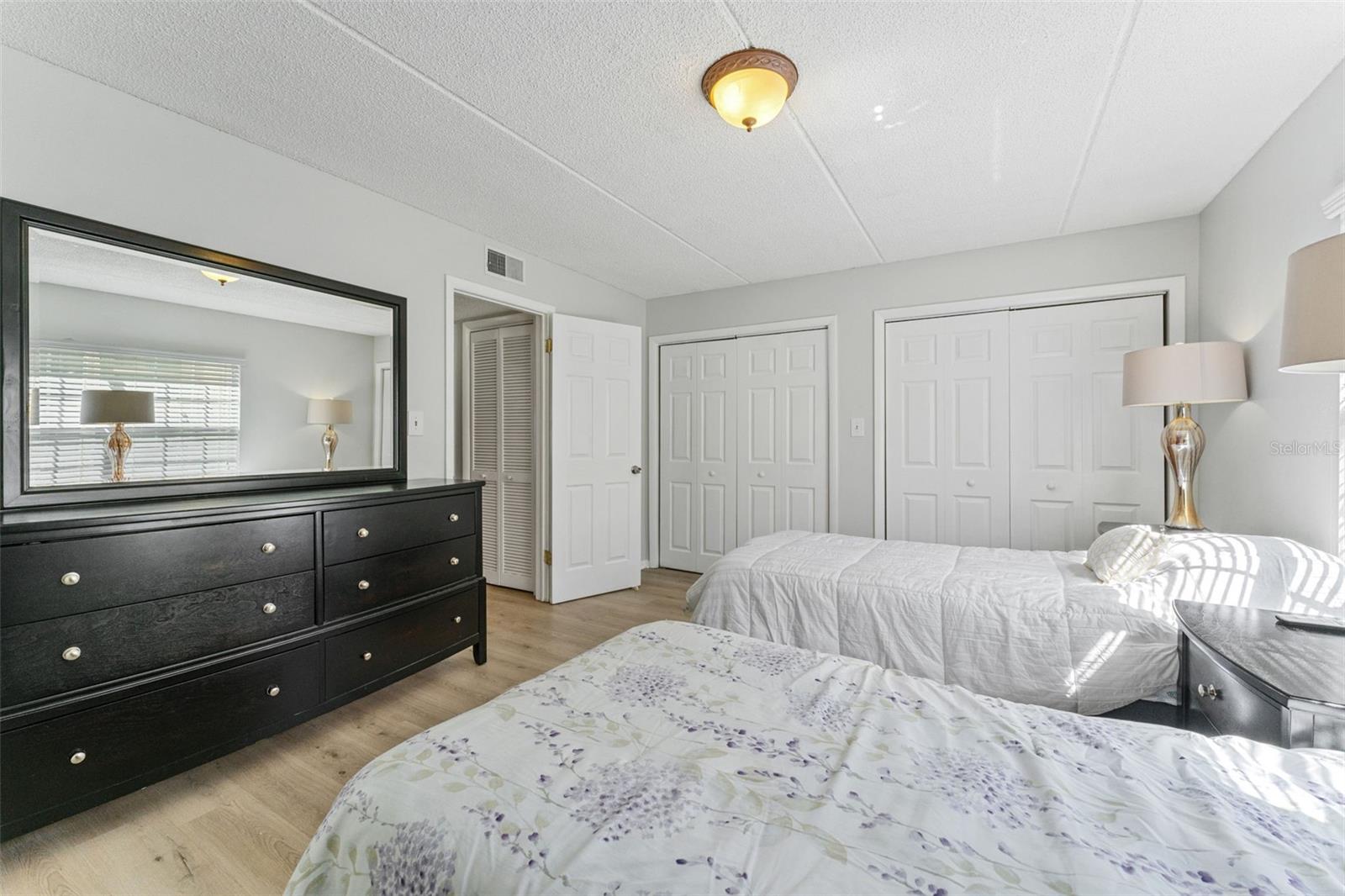 Image 14 of 22 For 4724 Michael Court 123