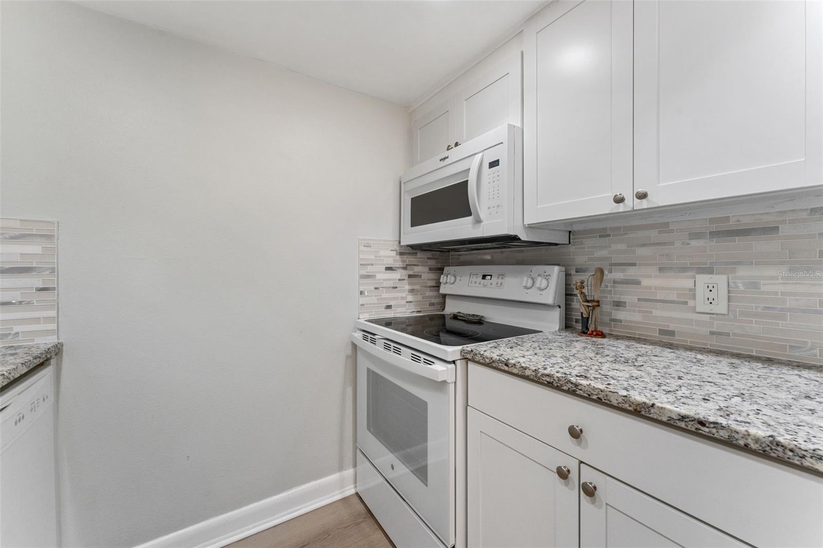 Image 9 of 22 For 4724 Michael Court 123