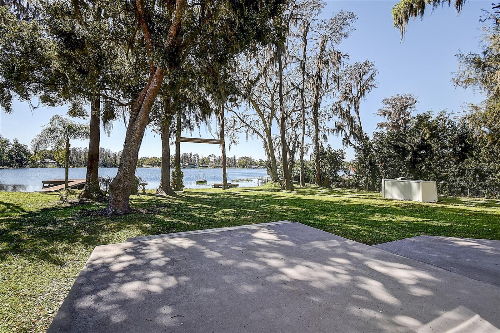 Image 40 of 56 For 18715 Lakeshore Drive