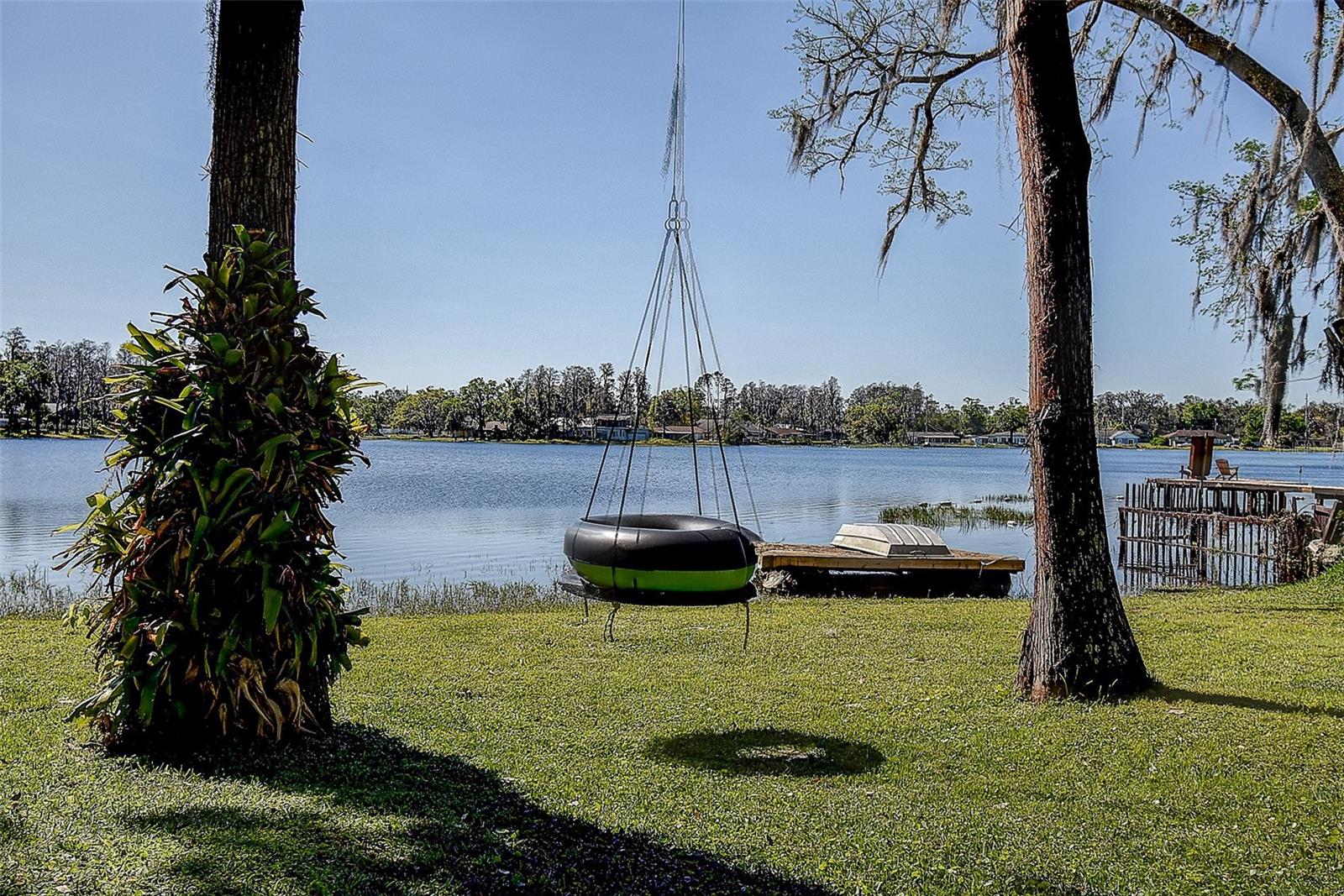 Image 41 of 56 For 18715 Lakeshore Drive