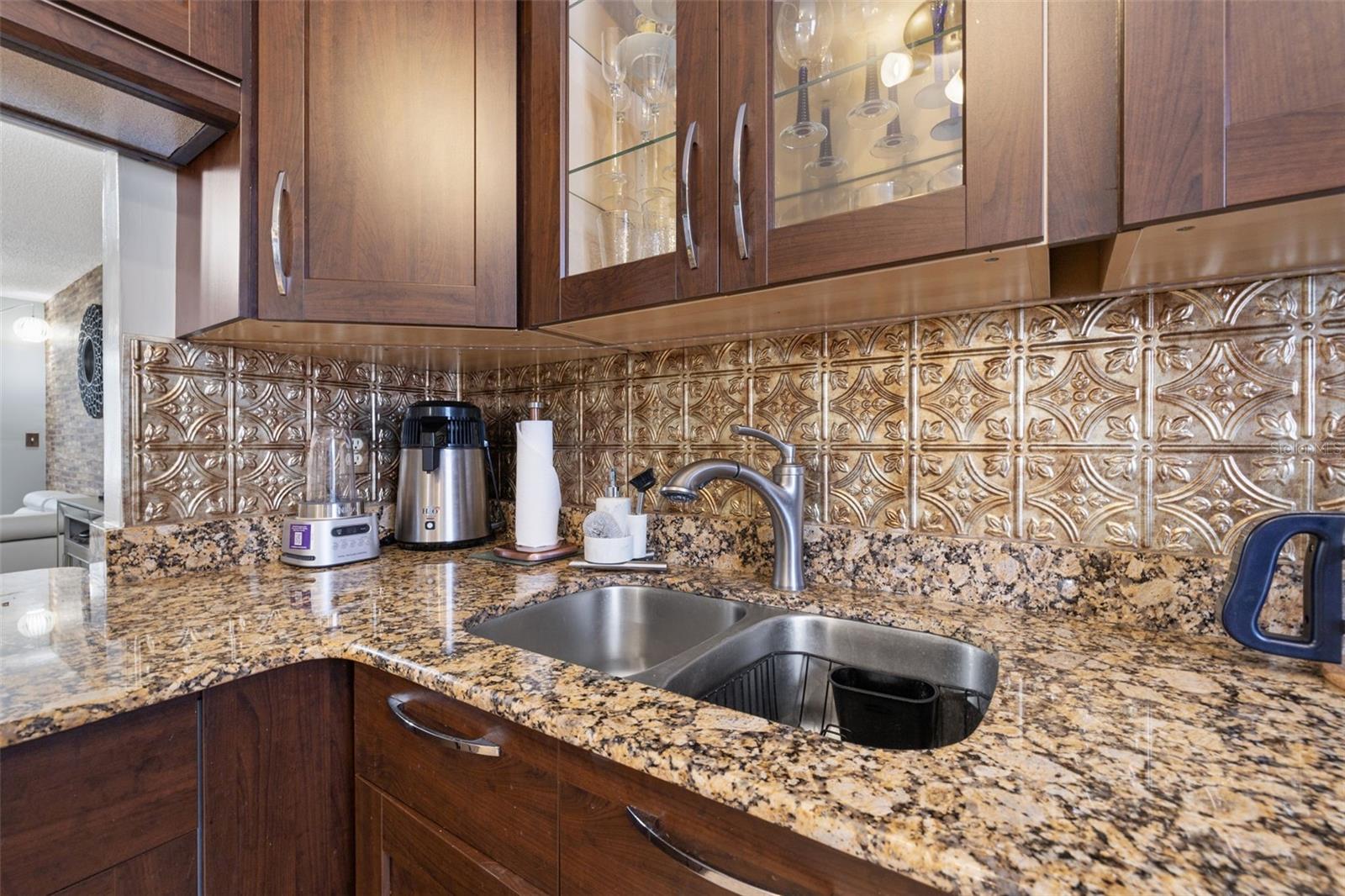 Image 10 of 23 For 6800 20th Avenue N 309