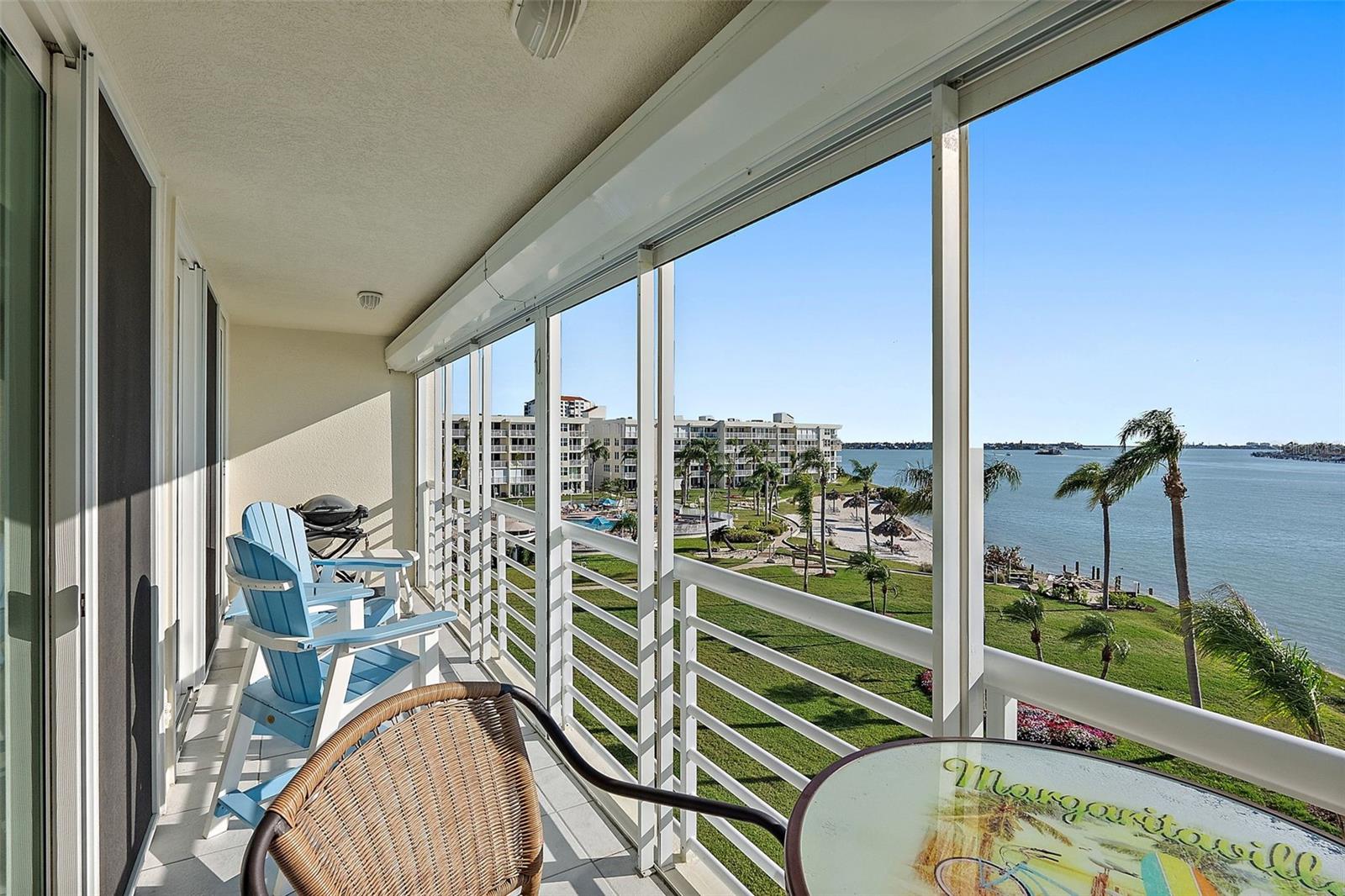 Listing photo id 23 for 6001 Bahia Del Mar Circle 429