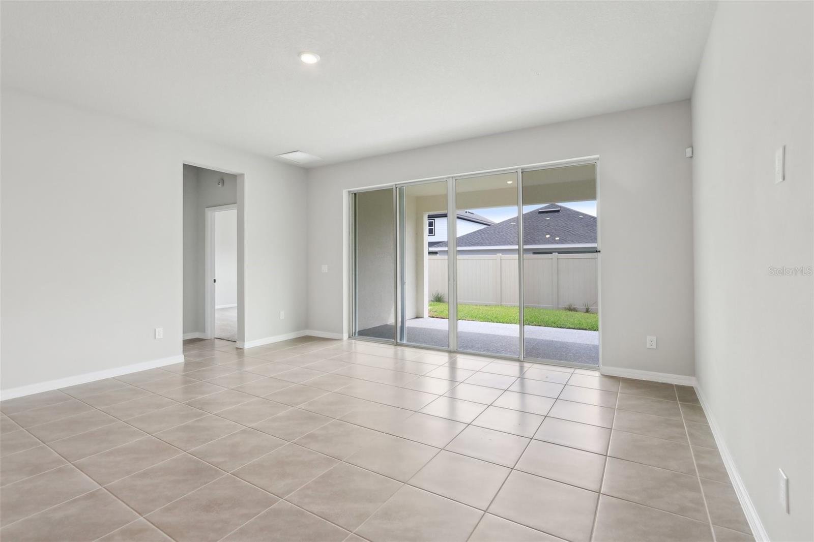 Image 16 of 37 For 6057 Sacred Oak Avenue