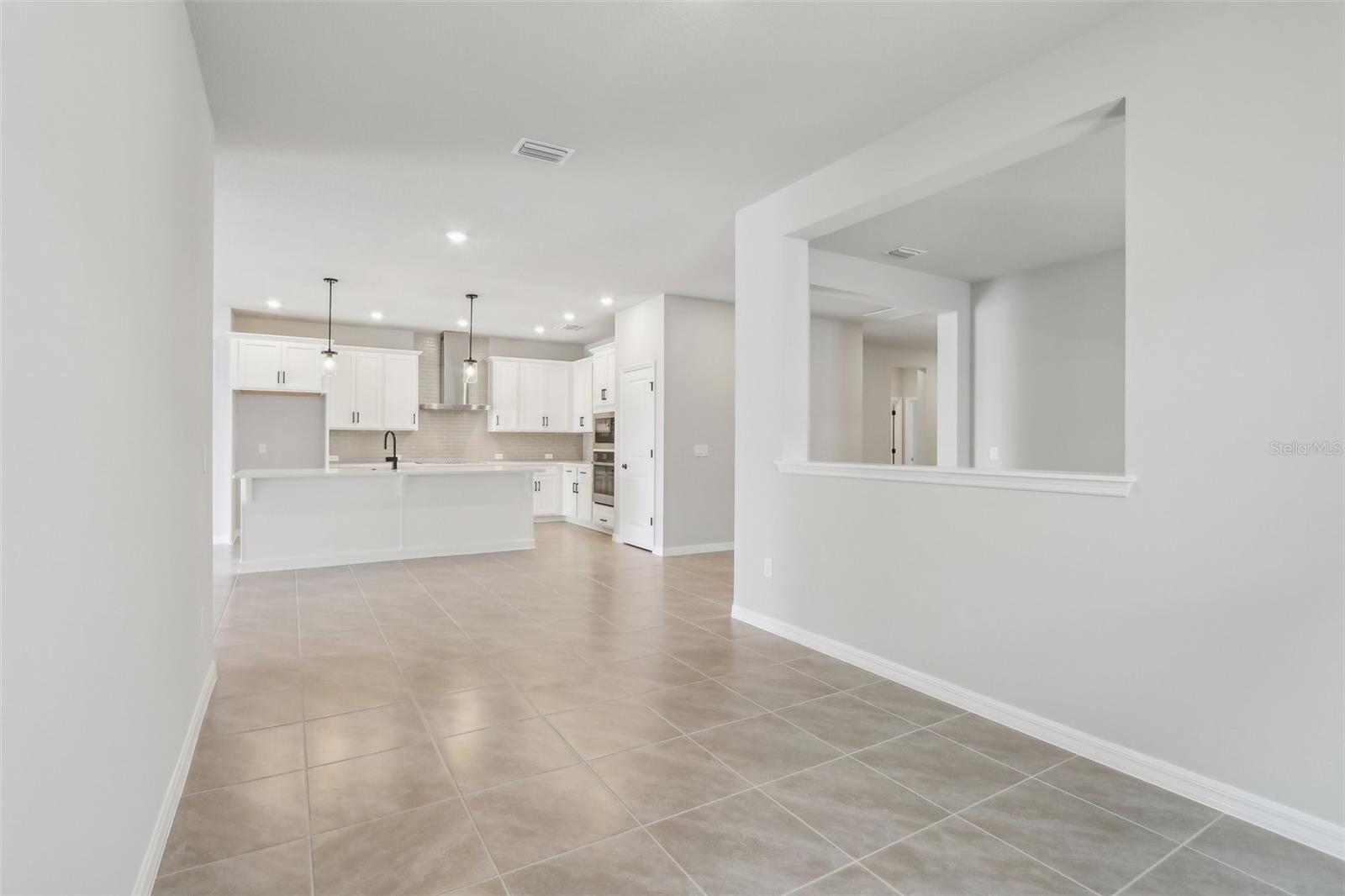 Image 19 of 37 For 6057 Sacred Oak Avenue