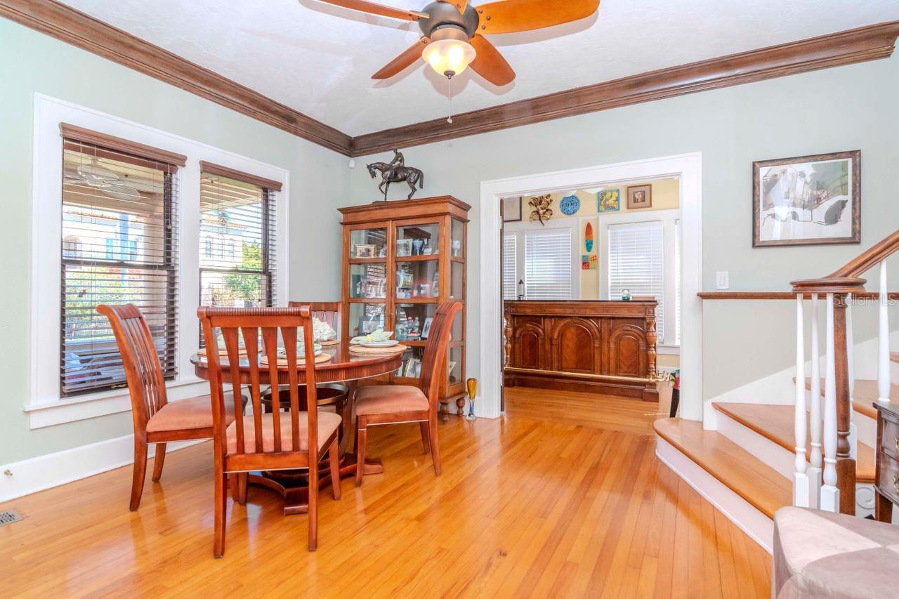 Image 14 of 54 For 116 14th Avenue Ne