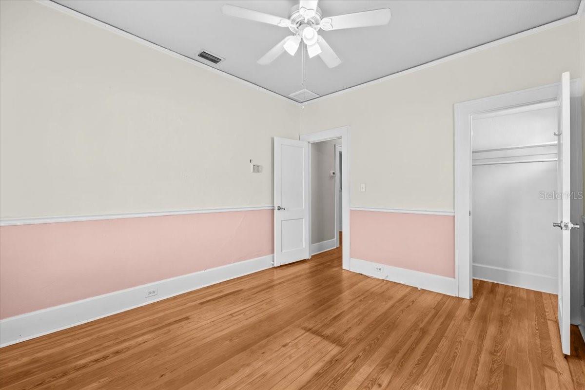 Image 18 of 37 For 322 11th Avenue N