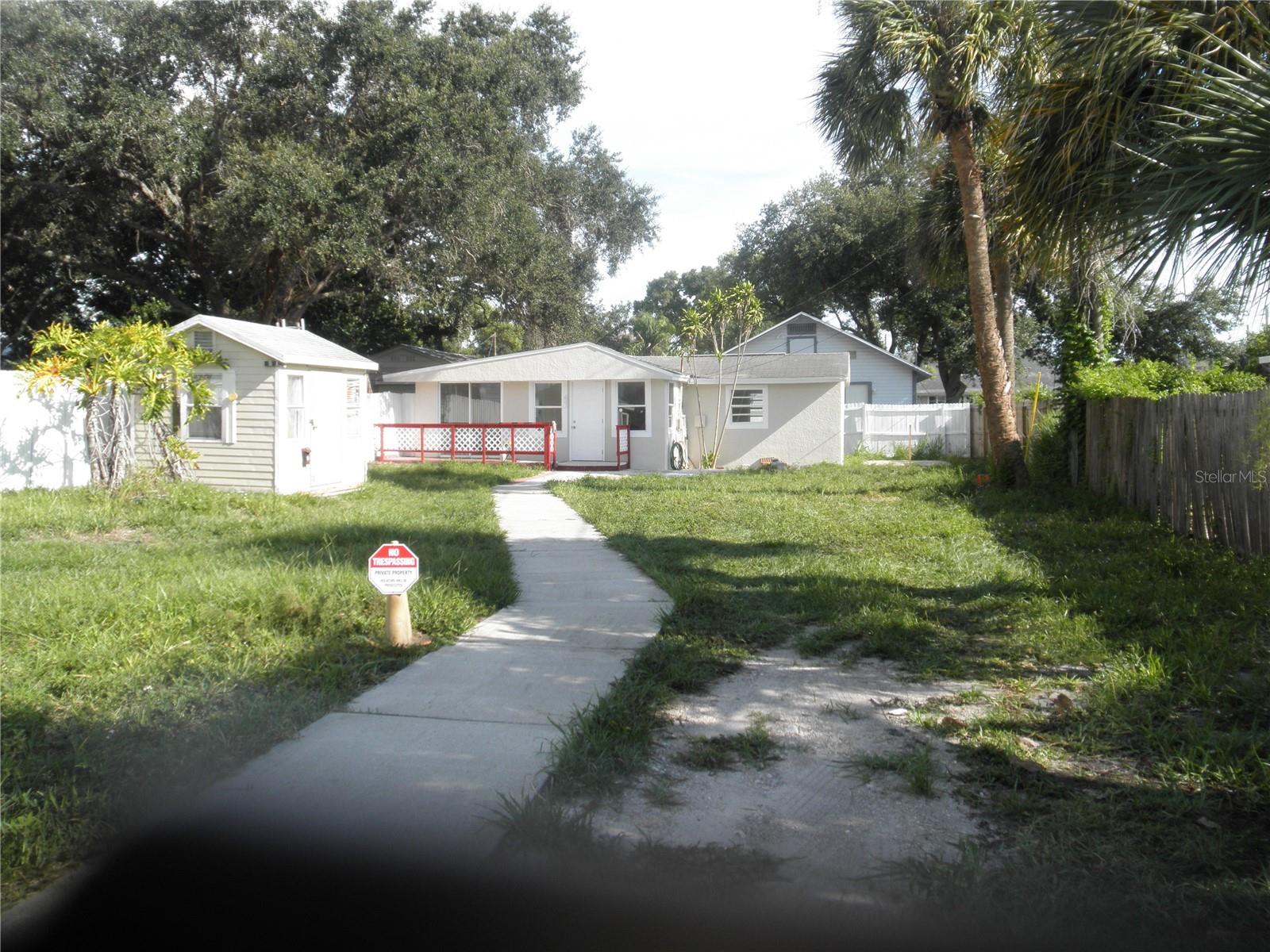 Image 2 of 6 For 707 Wyatt Street