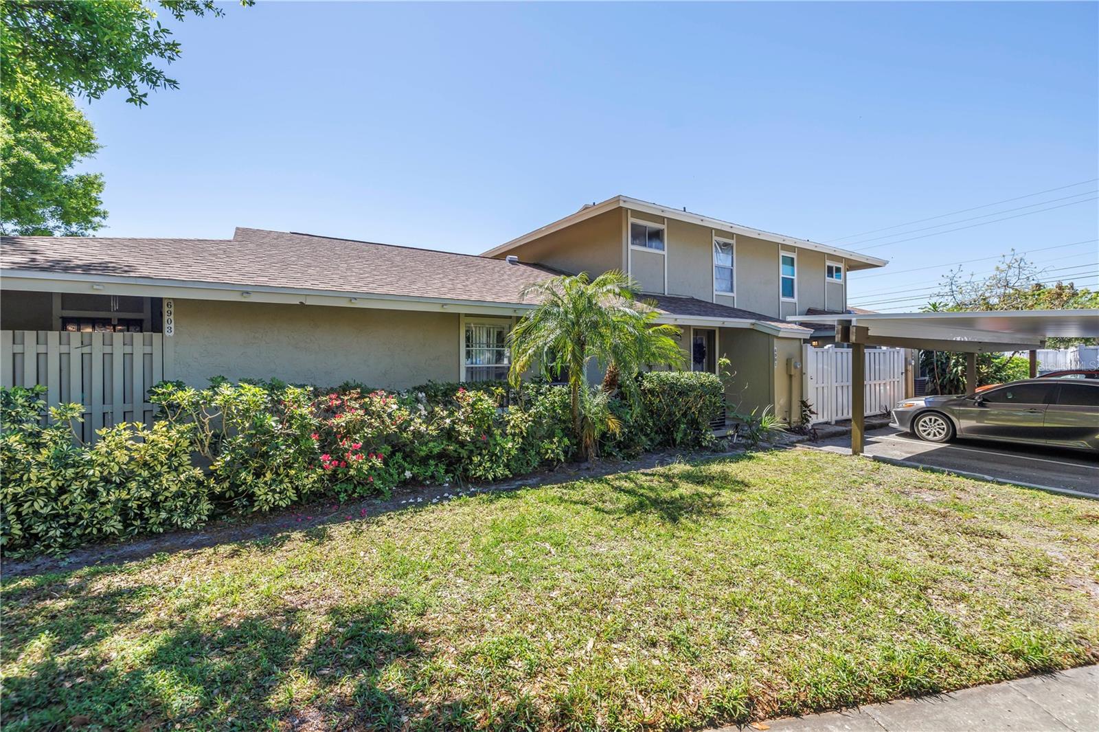 Details for 6902 El Centro Court, TAMPA, FL 33634
