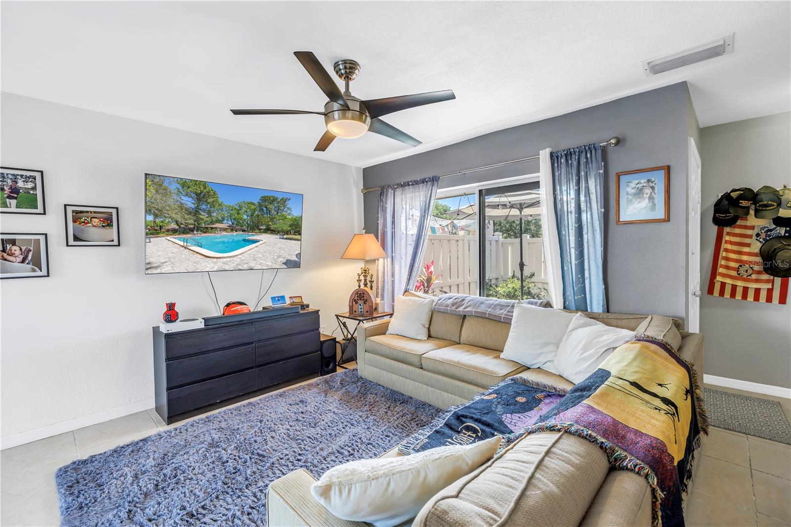 Image 11 of 39 For 6902 El Centro Court
