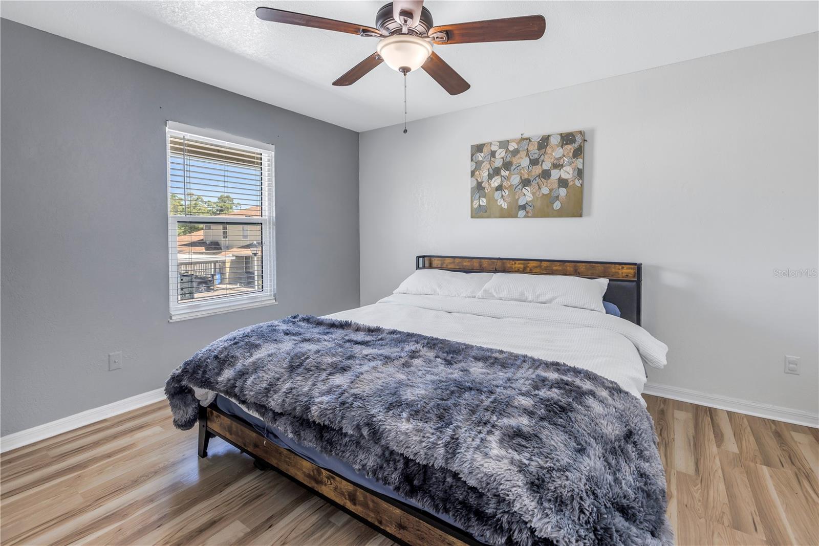 Image 16 of 39 For 6902 El Centro Court
