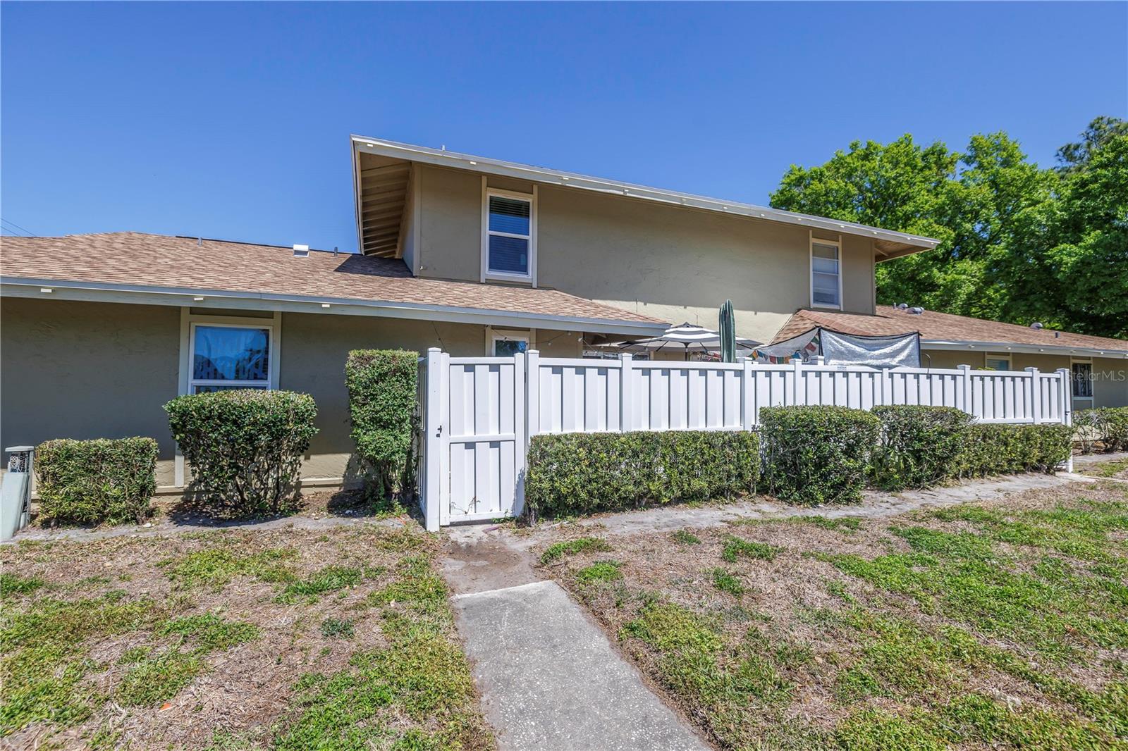 Image 24 of 39 For 6902 El Centro Court