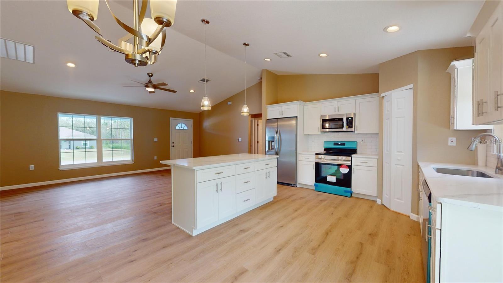 Image 3 of 37 For 1864 Swanson Drive