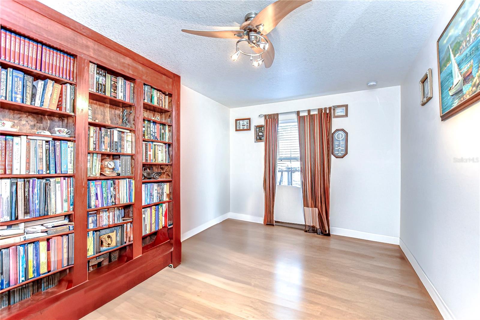 Image 25 of 64 For 8249 Cindy Drive