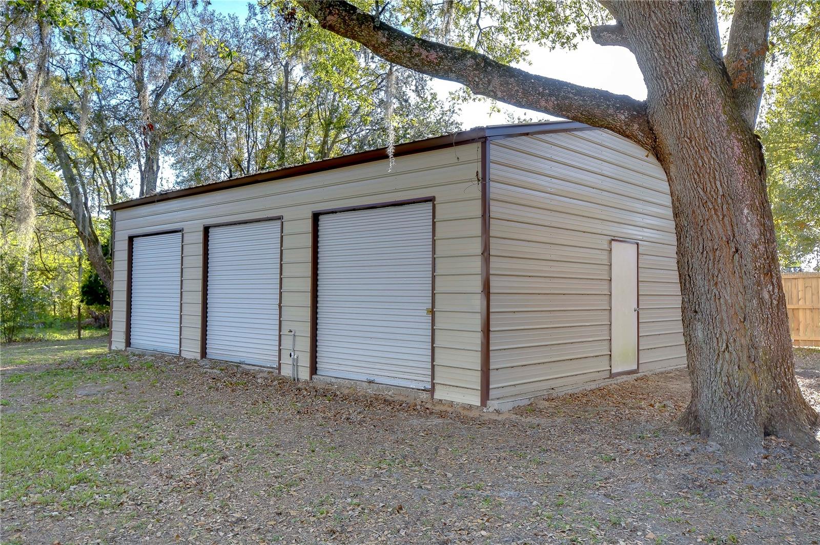 Image 3 of 64 For 8249 Cindy Drive