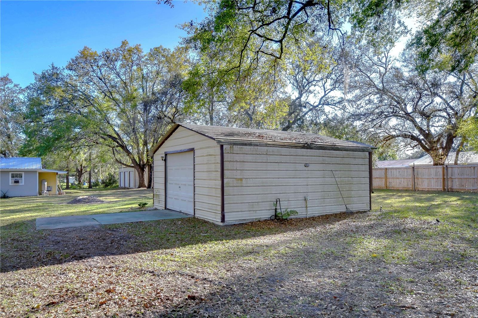 Image 42 of 64 For 8249 Cindy Drive