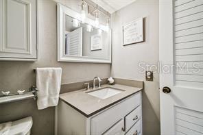 Listing photo id 22 for 2042 Australia Way W 6